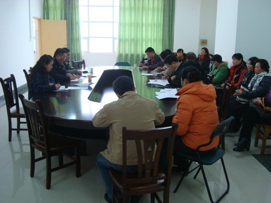 刘力书记参加图书馆党支部专题民主生活会