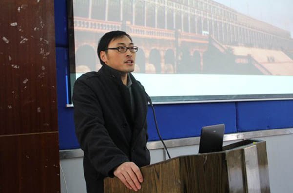 ͳһս��ѧ�߽�̳�����������������մ�����