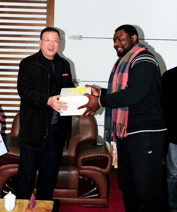 ������������У�쵼����⼮��ʦ