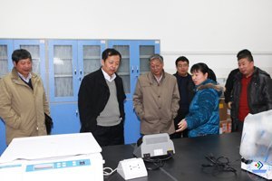 ɽ��ʡˮ��������������ˮ�������̽�������־ֳ����帣��ƸΪ���ϴ�ѧ��������