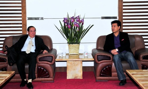 马国防书记会见三明市政协常委陈忠治先生