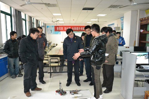 ��У����������������Ƽ��������ĵ���ָ������