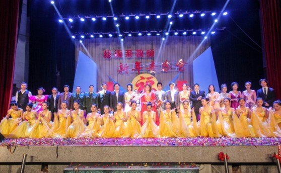 ����ϵ�ɹ��ٰ�2013�����ʦ���ֻ�