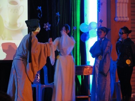 外国语学院举办第五届“芝麻林杯”外语文化节闭幕式暨英语话剧大赛