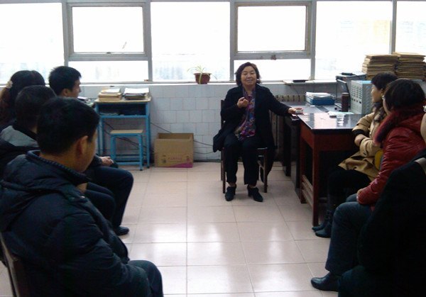 院党委书记张桂兰深入材料工程系调研