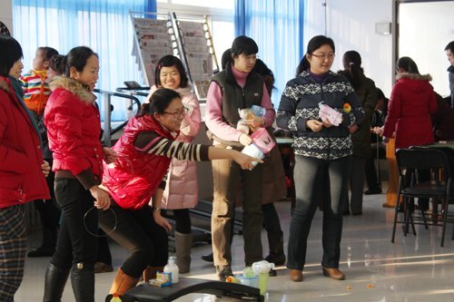 ��ɽ��ѧ����ѧԺ�ٰ��ְ��ӭ����Ȥζ���ջ�