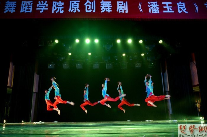 原创舞剧《潘玉良》献礼百年校庆 用舞蹈演绎画魂传奇