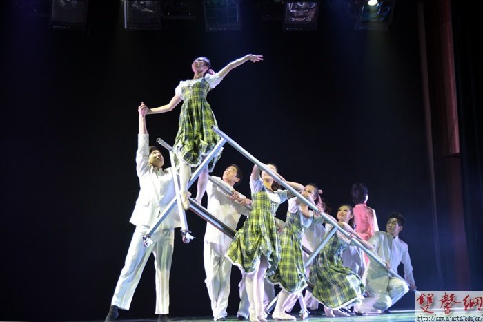 原创舞剧《潘玉良》献礼百年校庆 用舞蹈演绎画魂传奇