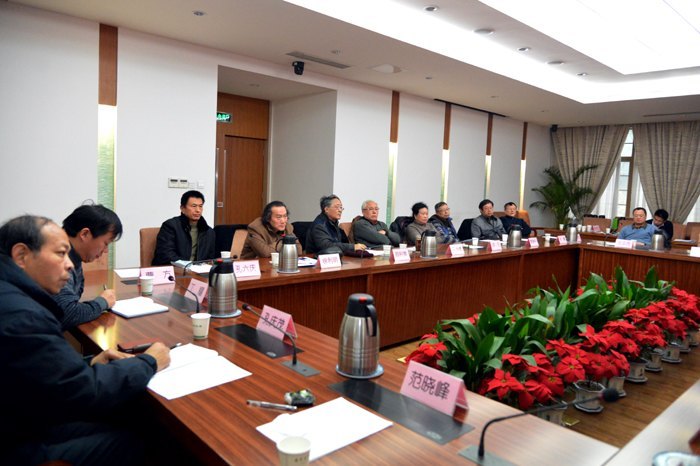 学校召开系列改革发展座谈会