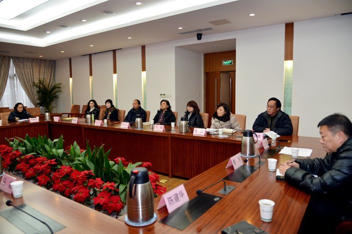 学校召开系列改革发展座谈会