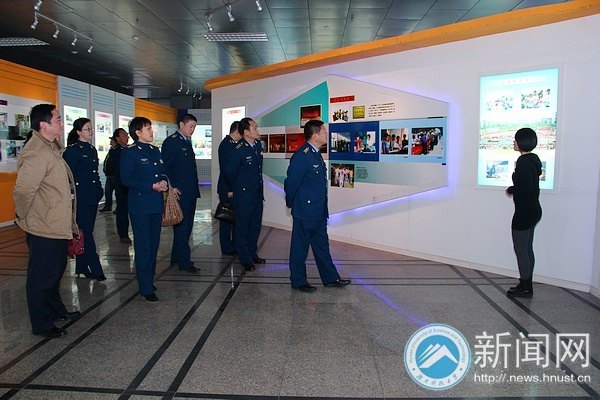 空军招飞局广州选拔中心领导来湖南科技大学指导工作