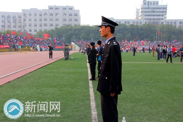 ���ƴ��֡�У԰��ġ���������