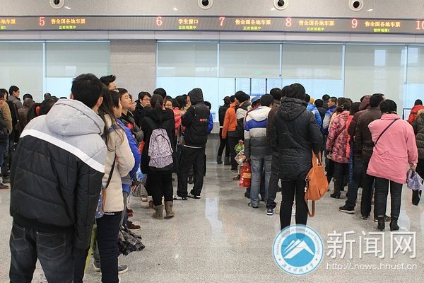 亲,今年寒假我们一起从湘潭火车站回家