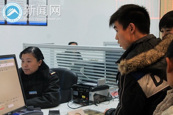 亲,今年寒假我们一起从湘潭火车站回家