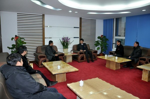 优秀校友刘宏回母校讲座