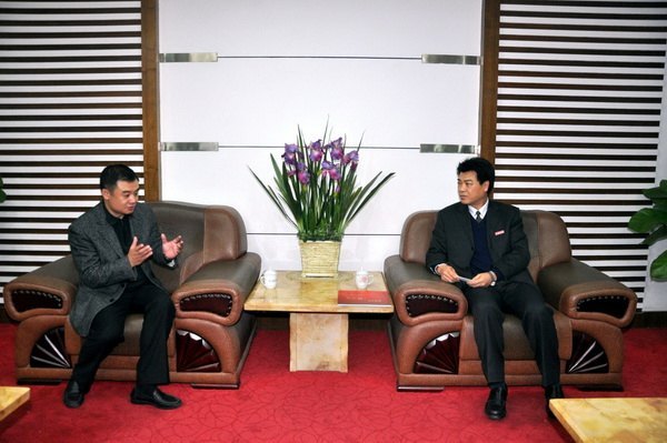 优秀校友刘宏回母校讲座