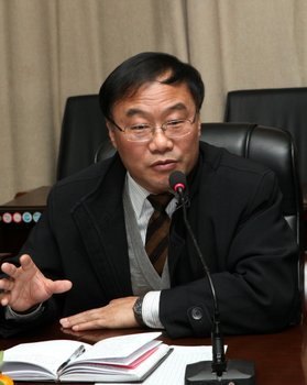 常州工学院召开党建带工建创先争优推进会