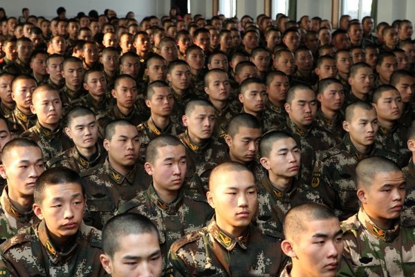 ���ݹ�ѧԺʦ�����侯������֧�ӽ���ӭ��ο���ݳ�