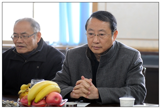 晋中学院召开2013迎新年民主党派座谈会