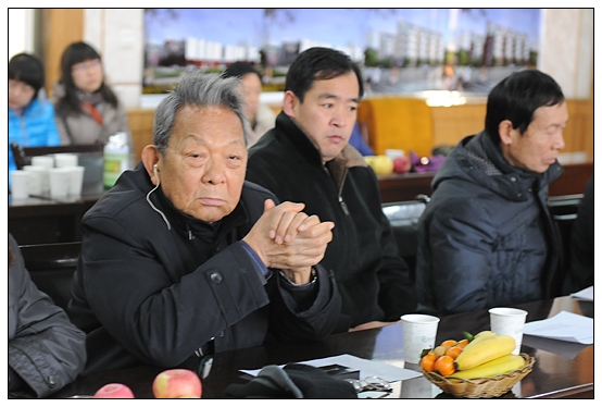 晋中学院召开2013迎新年民主党派座谈会