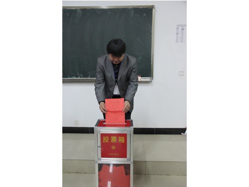 ����ʦ����ѧ��ѧԺ����ѡ���廪���˴����ѡ�ٹ���ȡ��Բ���ɹ�