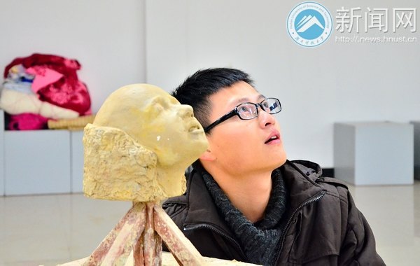 【科大聚焦】黑暗逼近,他仍相信奇迹