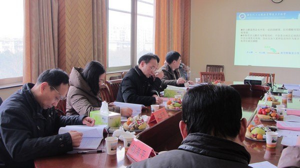 武汉工程大学一科研项目顺利通过专家验收