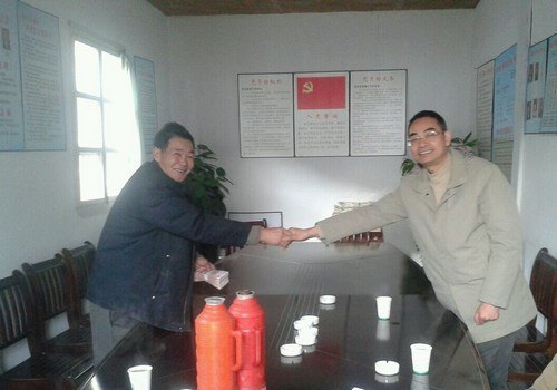 ������У���߷�ο�ʽ�԰����