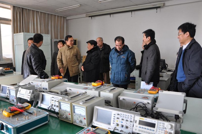 �繤����ʵ������ͨ�����������ճ�Ϊ���Ҽ�ʵ���ѧʾ������