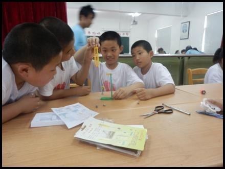 “给‘小候鸟’一个精神家园——东华大学理学院阳光公益服务队”入选上海教卫系统十佳好人好事(图)