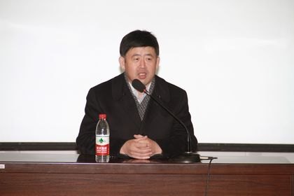 ѧУ�ٿ�רҵ���蹤����Ա�����