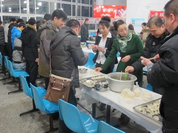 校团委举办“火热校团情 温暖学子心”活动