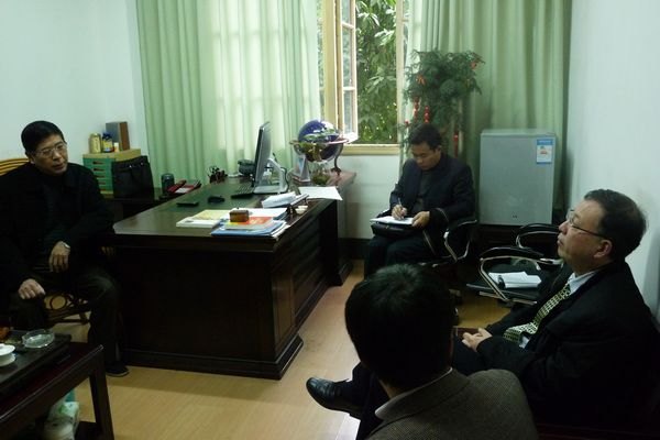 刘健校长到市公务员局、市编办联系工作