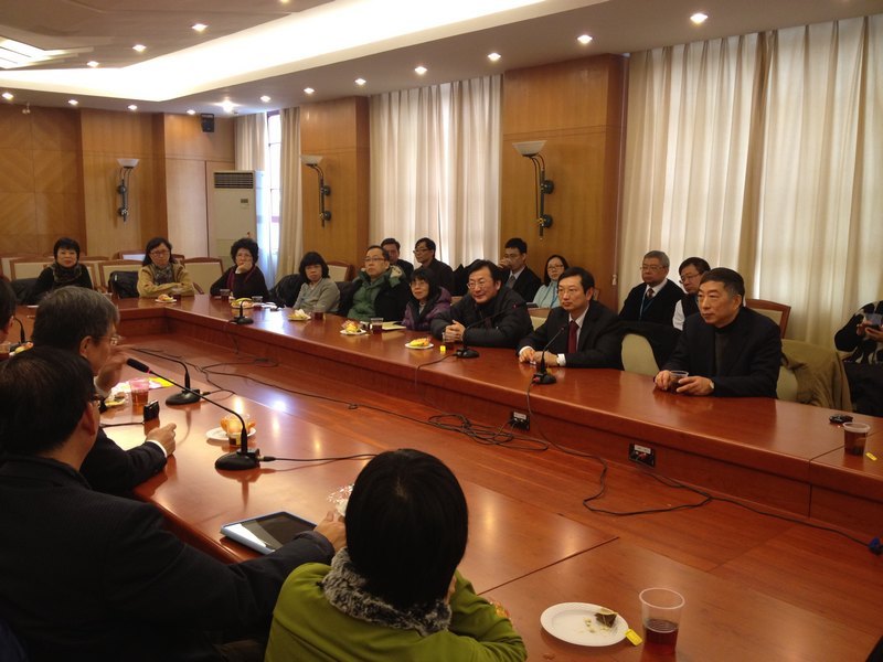 香港中文中学联会内地升学考察团来校考察