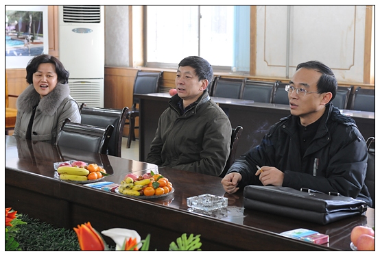 ɽ��ʡί��֯����������ѧԺ�쵼���ӽ������µ���