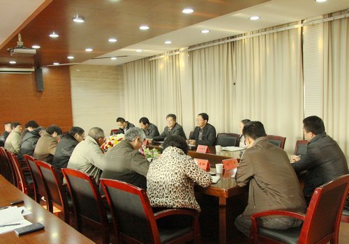 ��ί��֯�����������ܾ���Уο�ʸ߲���˲�