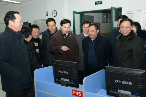 省文明委考核组来校检查文明创建工作