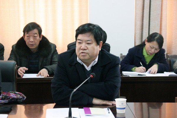 郑州职业技术学院召开干部廉政教育会议