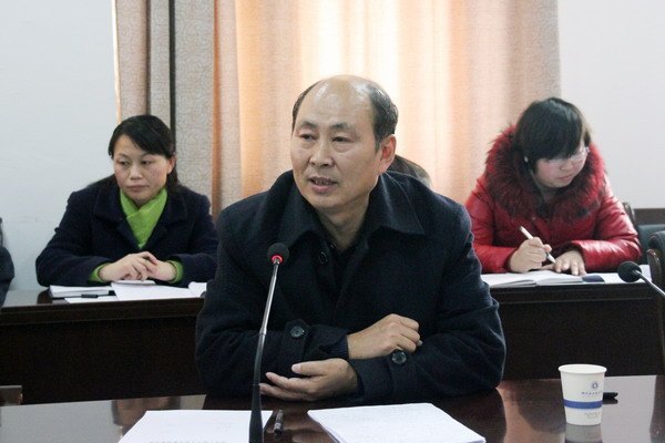 郑州职业技术学院召开干部廉政教育会议