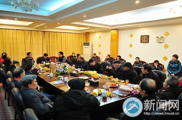 民盟湖南科技大学委员会召开2012年度工作总结会议