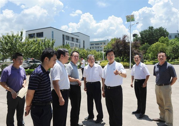 教育部副部长杜玉波来黄山学院视察指导工作