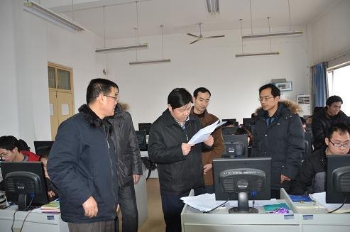 У�����¸�������ѧԺο�ʲμ�������ѧ����ѧ��ģ������ʦ��