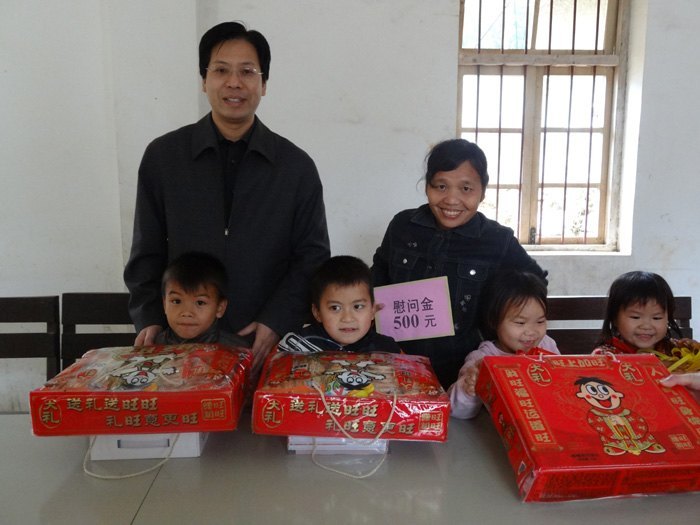 ��Ľ��Ժ���ʶӸ�¤�Ӵ忪չ����ο�ʻ