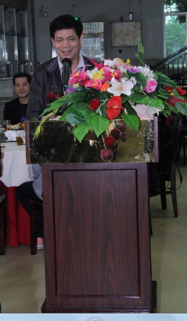 学校举办2013年寒假留校学生春节团拜会