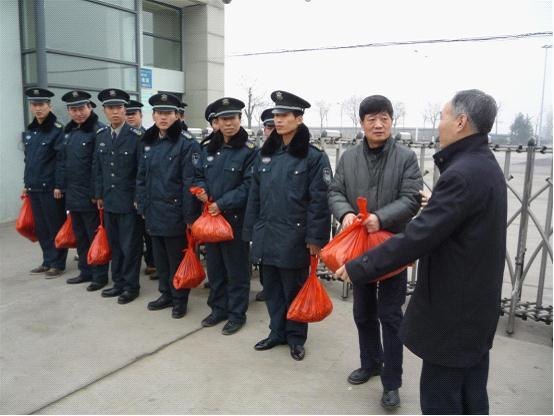 ������ͨ��ѧ����ѧԺ�쵼ο�ʴ���ֵ����Ա