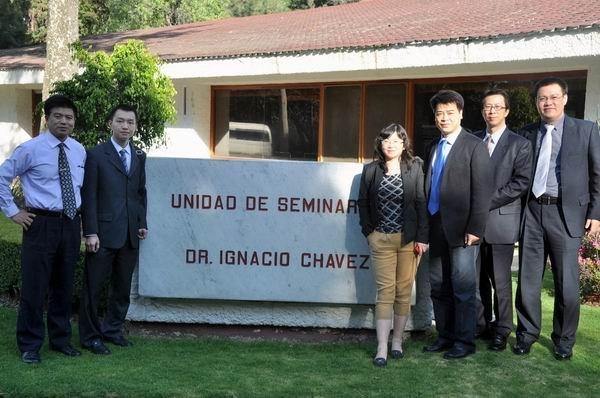 马国防书记一行参访墨西哥国立大学