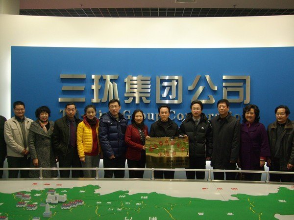 �人���̴�ѧ�������ȵ�����桱ʾ���������ʽ���������ž���