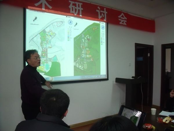 刘健校长率建筑工程学院教师赴福建农林大学学习研讨校园景观设计