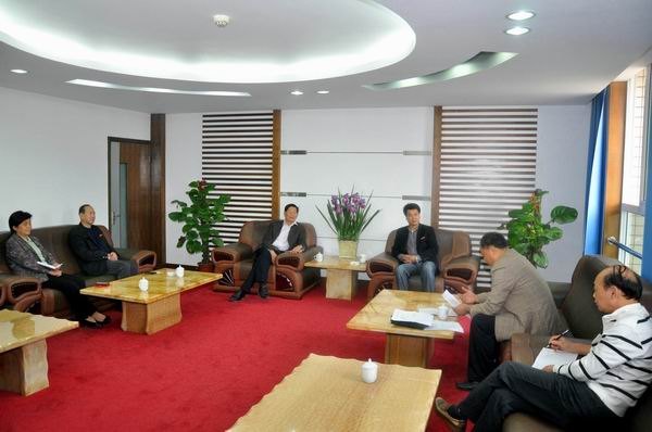 ��������ǻ����������У�ѷֻ�ﱸС���Ա