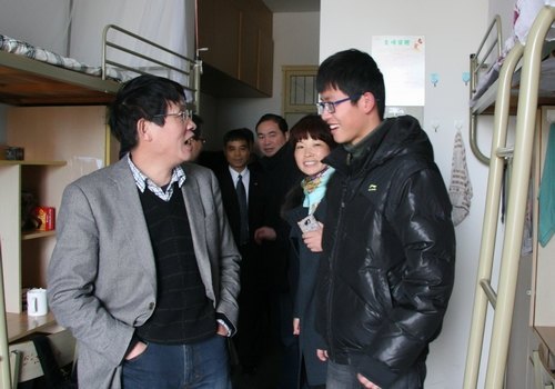 ʡ������ί����ǽ�ʤ����У�������